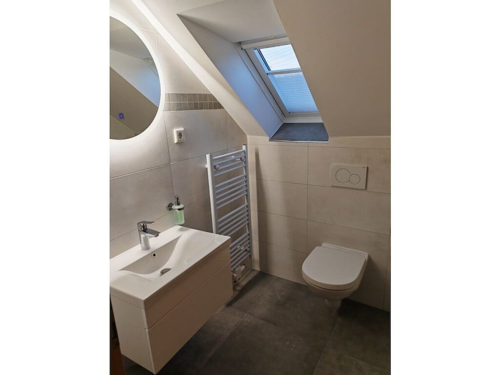 Separates Gäste-WC, 2024 frisch renoviert